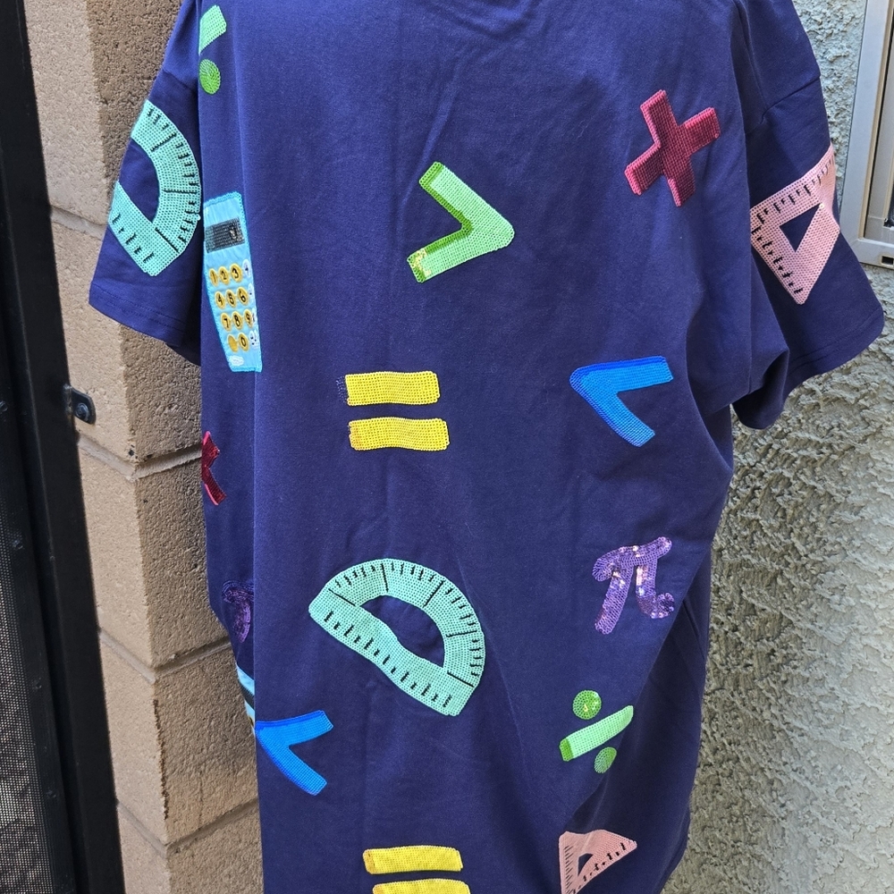 Really Rex Boutique Navy Math Symbols Sequin Graphic Tee NWOT - Picture 7 of 11